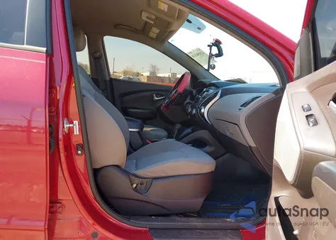 2011 Hyundai Tucson Gl z USA, uszkodzony, nr VIN KM8JT3AB8BU198900